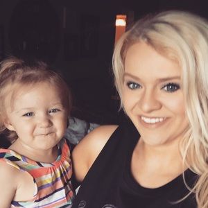 Meet your Posher, Eva